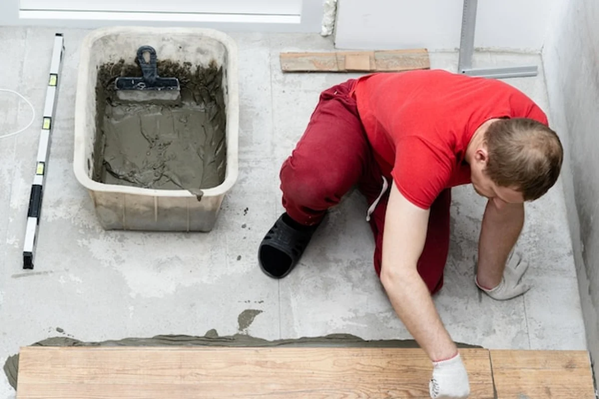 Jak odpowietrzyć ogrzewanie podłogowe? Wydajna podłogówka