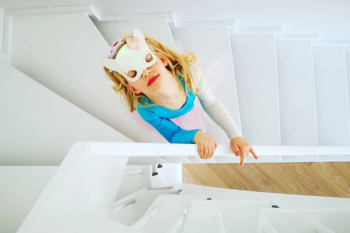 Jak zabudować wannę? Zabudowa wanny płytkami oraz inne sposoby obudowy wanny